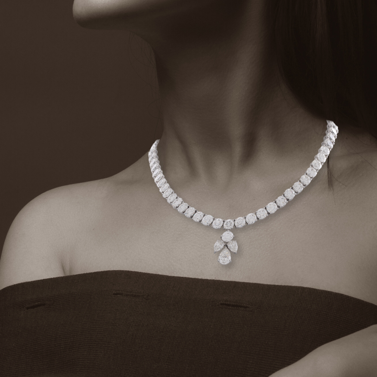 Buy Stylish Overlapping Design Square Diamond Necklace Set Online | ORRA
